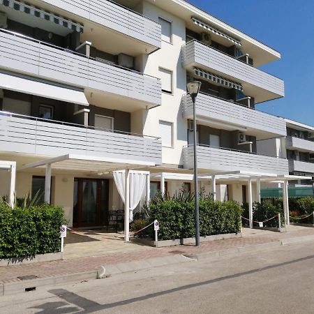 Condominio Diana Est- Gemini Bibione Luaran gambar