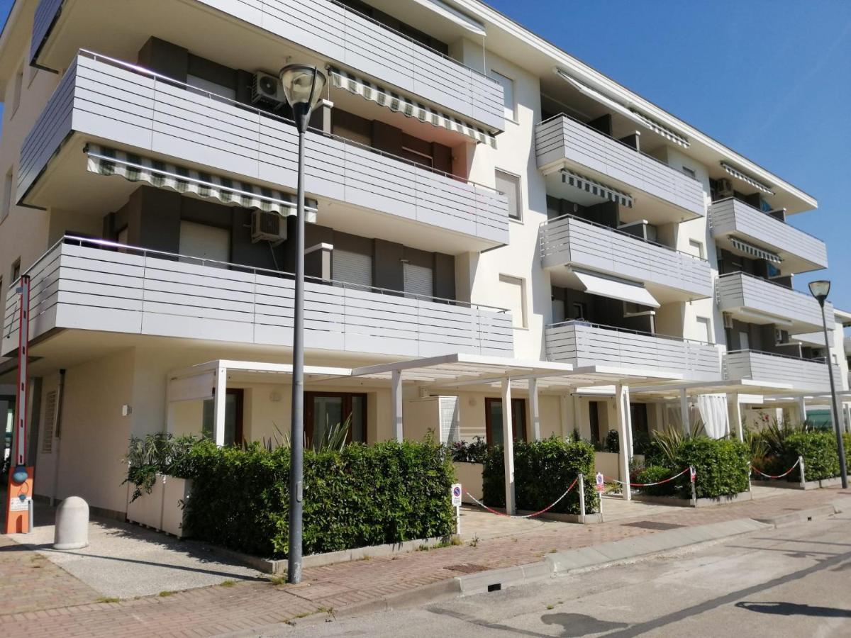 Condominio Diana Est- Gemini Bibione Luaran gambar